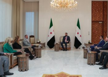 وفد من الكونغرس الأمريكي يصل إلى دمشق للقاء الشرع
