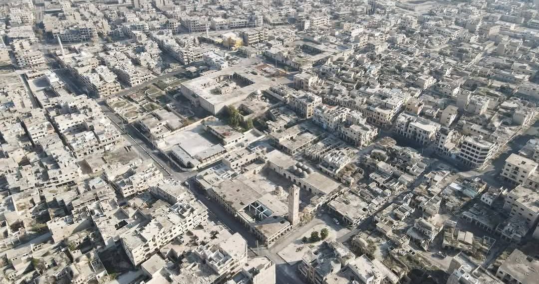 إنعاش الخدمات في معرة النعمان… مسيرة إعادة الإعمار وتسهيل عودة النازحين