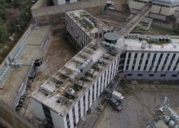 سجناء لبنان ينددون بتأجيل قانون السجون ويتهمون البرلمان بـ”التجاهل”