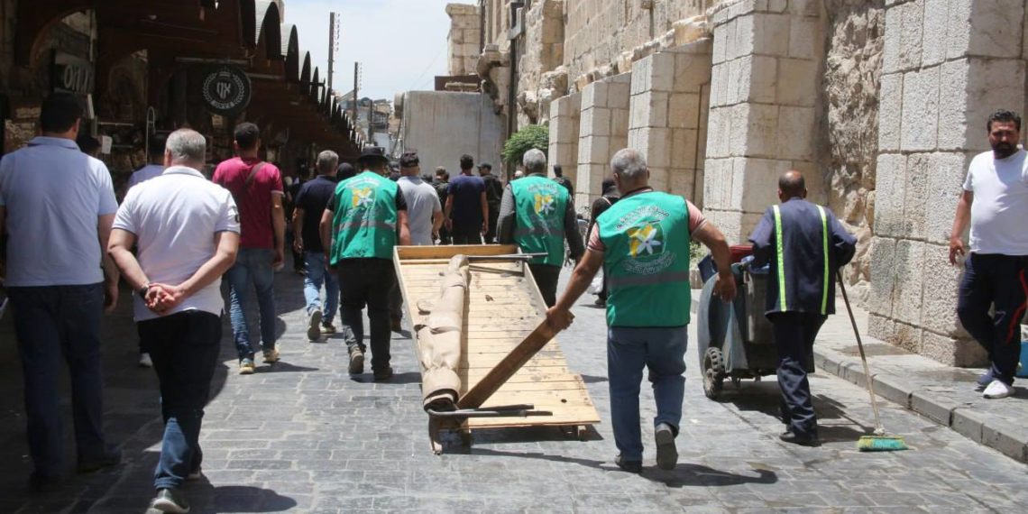 جهود مكثفة في دمشق لإزالة التعديات