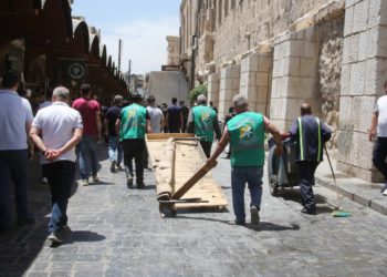 جهود مكثفة في دمشق لإزالة التعديات