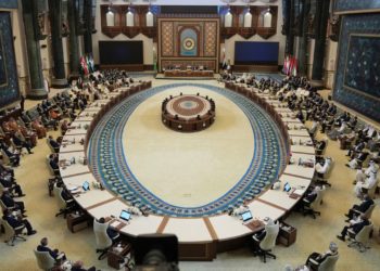 ترحيب واسع برفع العقوبات.. قمة بغداد تتبنى دعمًا قويًا لسوريا