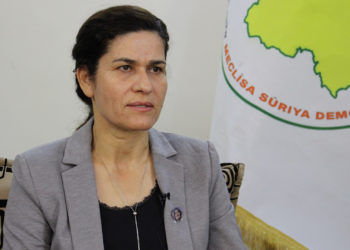 قيادية كردية تُنذر بحرب أهلية في سوريا 