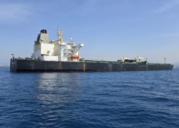 رويترز: أكثر من مليوني برميل نفط روسي وصل إلى سوريا