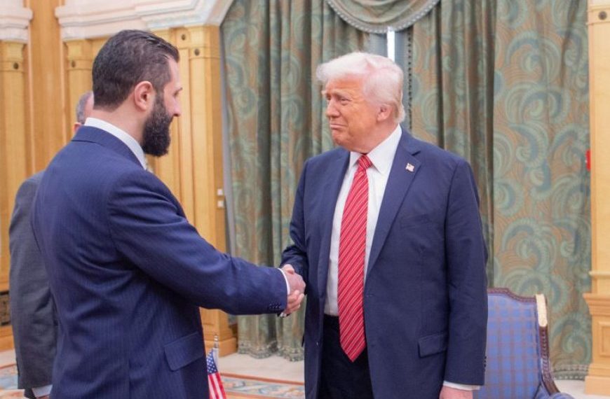 خارطة الطريق الأمريكية لرفع العقوبات عن سوريا.. انقسام بين إدارة ترمب