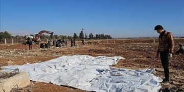 مركز تحديد الهوية السوري: سنحتاج سنوات لتحديد هوية ضحايا المقابر الجماعية