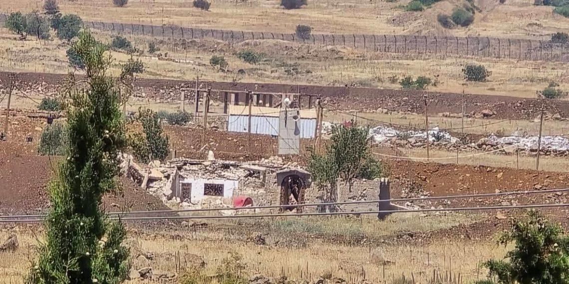 إسرائيل تهدم منازل في القنيطرة وتتوغل في قرى جديدة