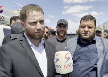 محافظ حماة لـ “سوريا الجديدة”: نواصل تجهيز البنى التحتية لاستقبال العائدين