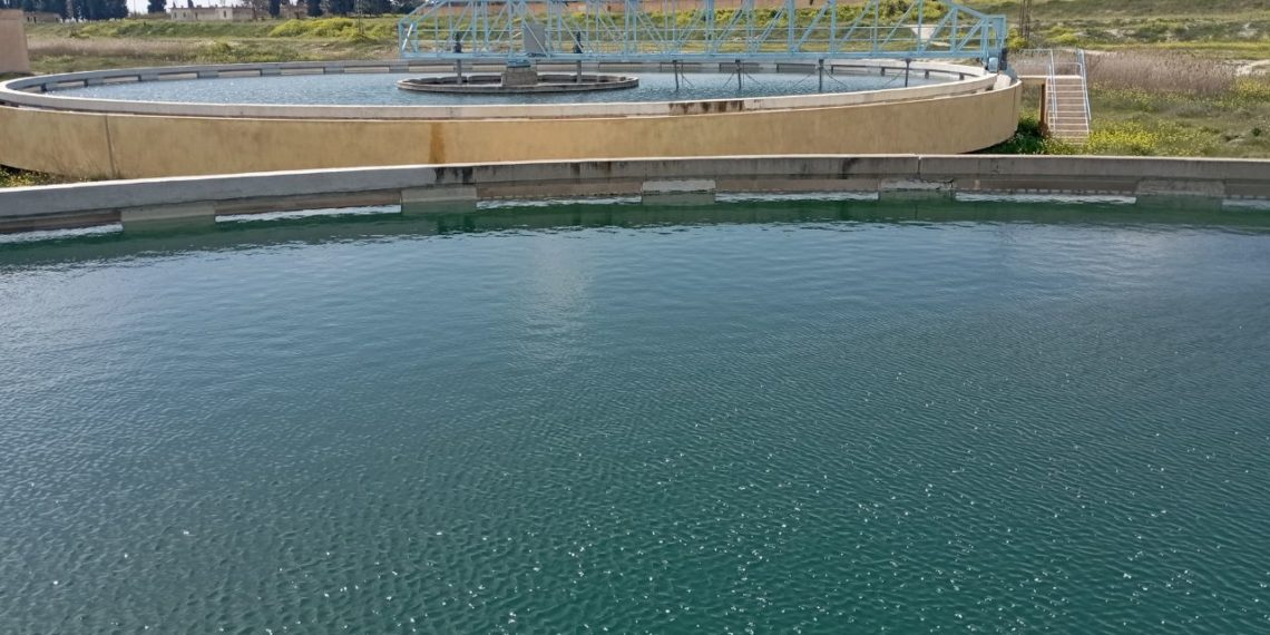 وزير الطاقة يعلن عن حزمة مشاريع استراتيجية لتأهيل شبكات المياه في عدة محافظات