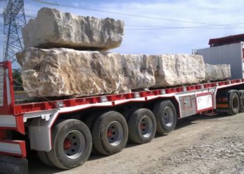 توضيح رسمي حول قرار فرض “ضريبة” على عبور الشاحنات بريف دمشق 