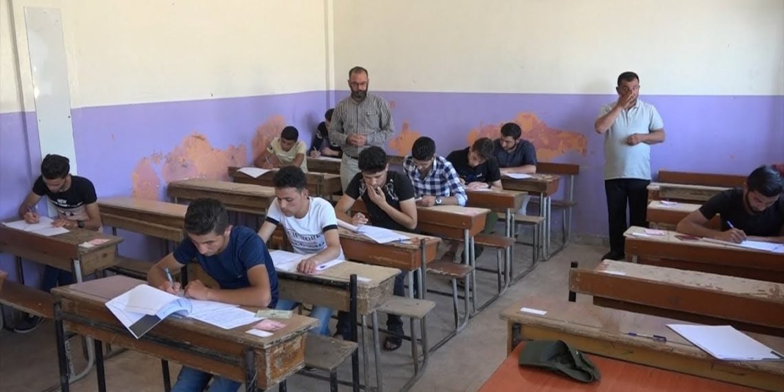 تأجيل امتحانات التعليم الأساسي والثانوي وفتح مراكز تسجيل جديدة