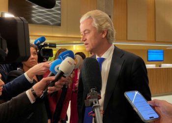 انهيار الحكومة الهولندية بسبب خطة تتعلق بمصير اللاجئين