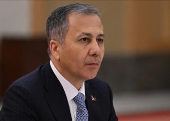 خطوات تركية لتسهيل إقامة السوريين وعودتهم إلى بلادهم 