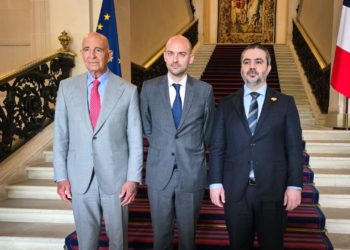 لدعم الاستقرار وتعزيز المسار السياسي.. باريس تحتضن اجتماعًا ثلاثيًا بخصوص سوريا