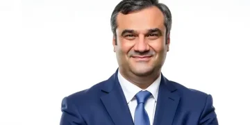 وسط أزمة سكن خانقة.. حاكم مصرف سوريا المركزي يعلن عن نظام تمويل عقاري جديد