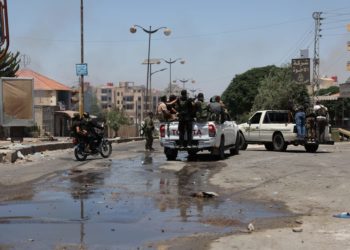 تجدد الاشتباكات في ريف السويداء.. ميليشيات الهجري تخرق الاتفاق مع الحكومة