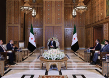 الرئيس الشرع يستقبل وزير الخارجية التركي في دمشق