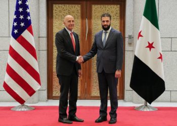 توم باراك: لا خطة بديلة في سوريا ودعم الشرع ضرورة “لتجنب الفوضى”