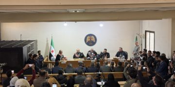 في حلب.. محاكمة علنية لمتهمين بارتكاب انتهاكات خلال أحداث الساحل