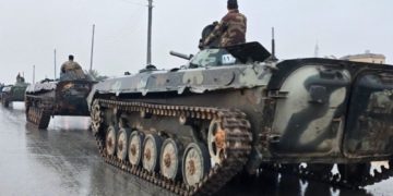 الجيش السوري يعلن دير حافر ومسكنة ومحيطهما منطقة عسكرية مغلقة